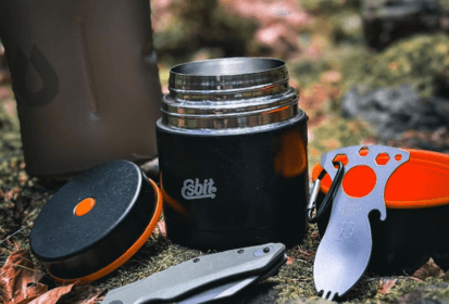 Keeping Drinks Cold in Extreme Heat: What Determines Thermos Performance