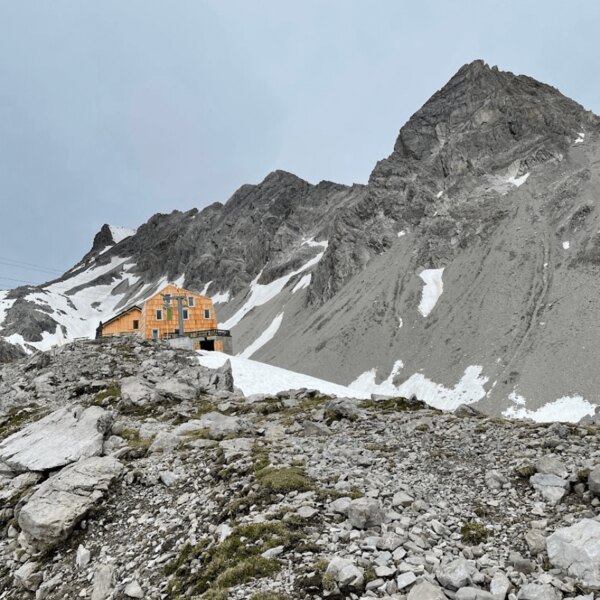 Mountain cottage in the Alps. Photo: Rigad