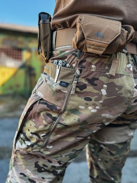 Camouflage pants by Helikon-Tex with accessories on the belt. Photo: Rigad