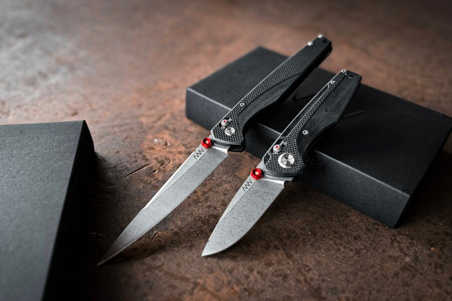 ANV A090 and ANV A100 folding knives with stonewash blade finishes. Photo: Rigad