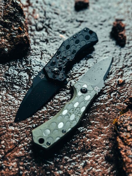 Fox Knives Italico knife with a Black Top Shield blade finish. Photo: Rigad