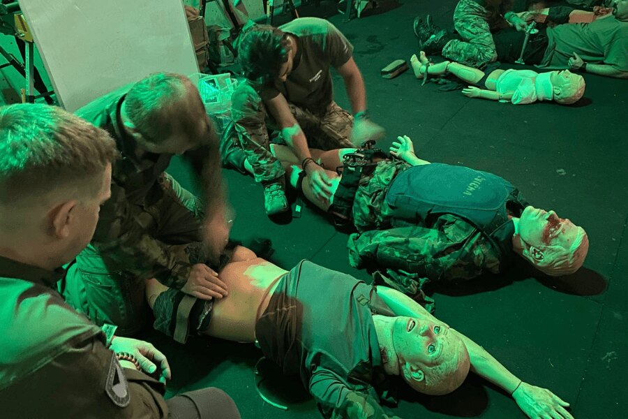 First aid training during an injury simulation. Photo: Elite Centers