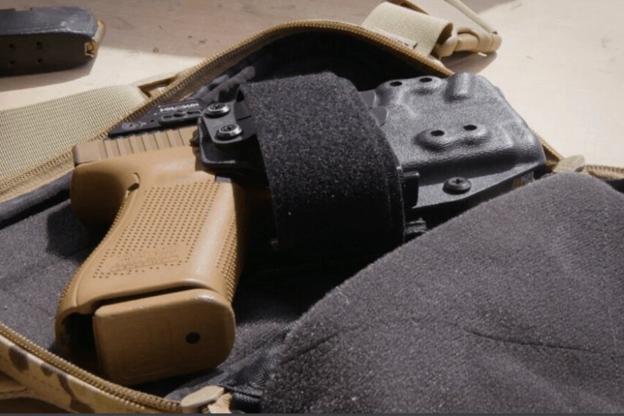 Agilite CCW Insert with an IWB Kydex holster and handgun mounted inside a fanny pack.