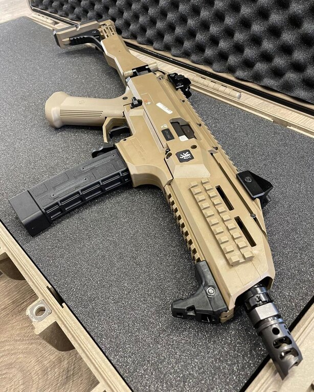 CZUB® CZ Scorpion EVO 3 S1 submachine gun / caliber 9×19 - Configuration