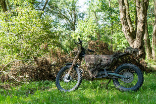 Ghosthood® Multispectral Camouflage System for Motorcycles