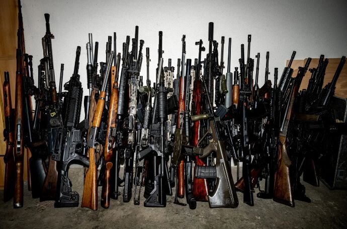 Load of the strongest weapons - 7 weapons and 13 rounds