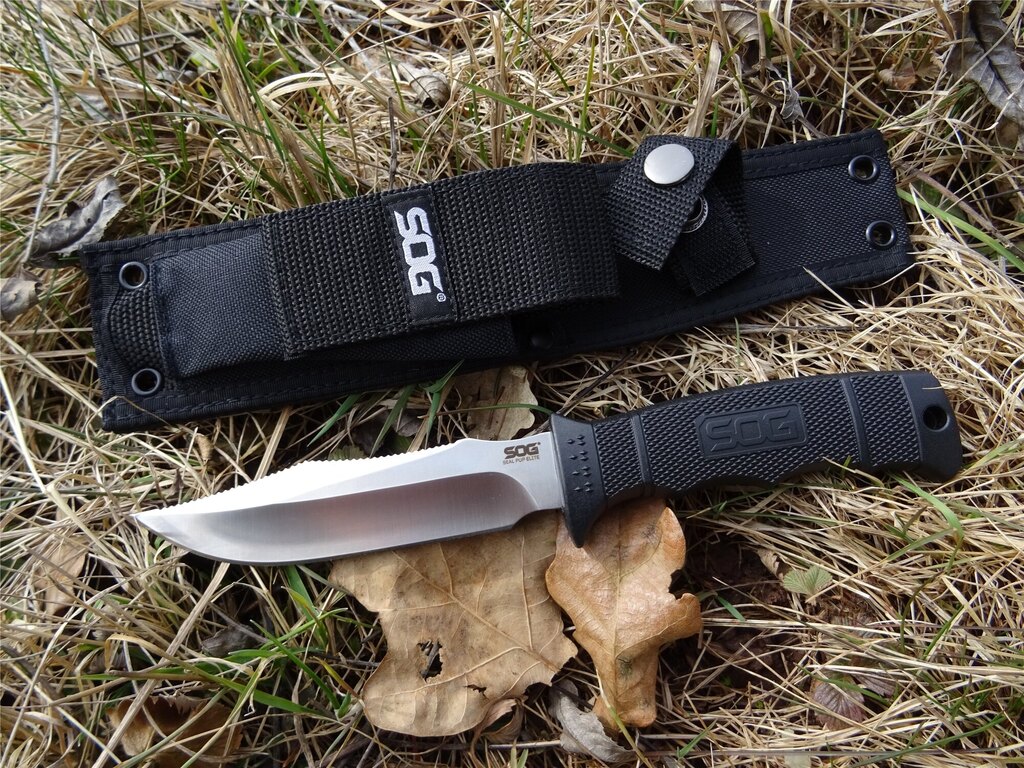 SOG® Seal Pup Elite - satin, black handle